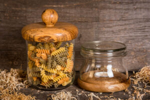 Vorratsglas und Windlicht